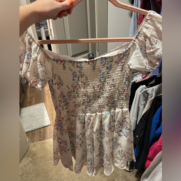 windsor floral romper - Picture 3 of 4